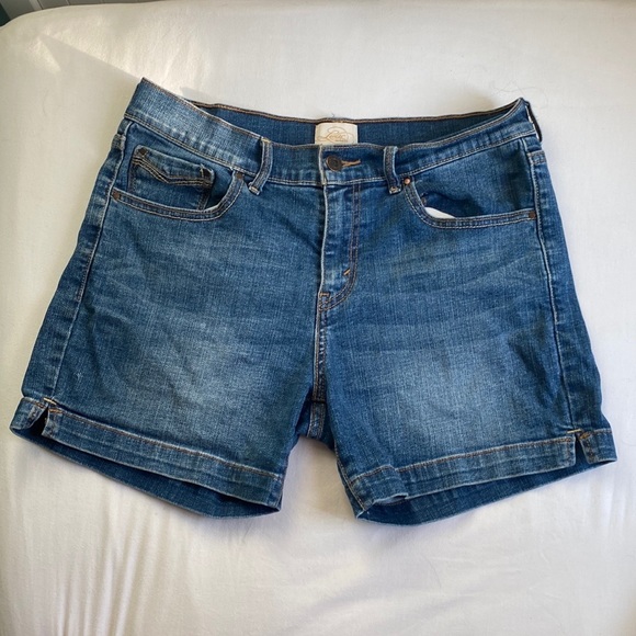 Levi's Pants - Vintage Levi shorts